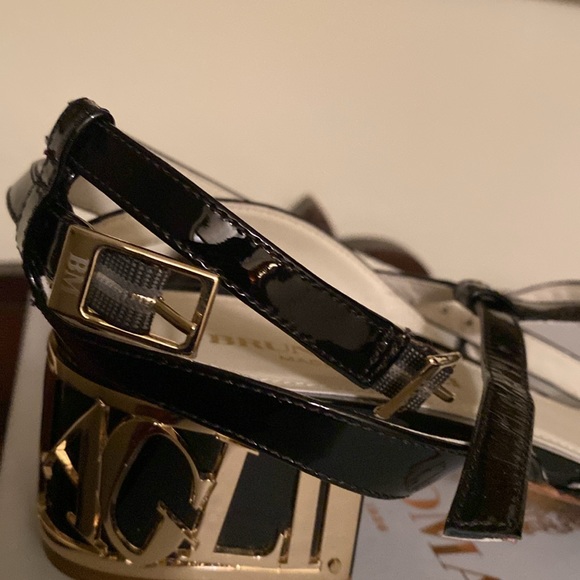 Designer beautiful Black Patent Leather sandals, Size 39.5. These are BNWT. - Picture 10 of 13